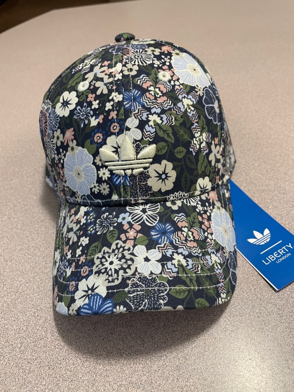 Adidas Originals x Liberty London Print Shoulder Bag Kids w/matching cap NWT